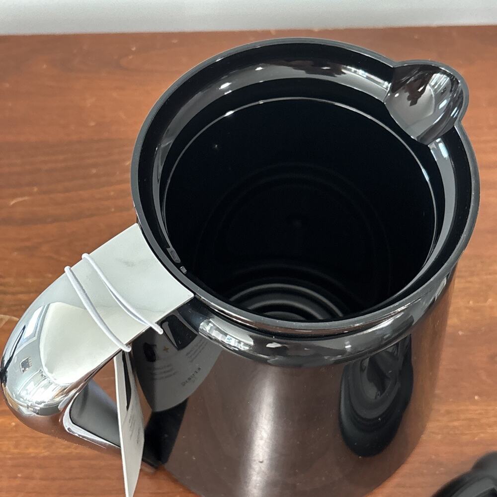 KEURIG 2.0 K-CARAFE THERMAL COFFEE POT Black with Silver Handle 4 Cup 32 oz NEW - Picture 6 of 7